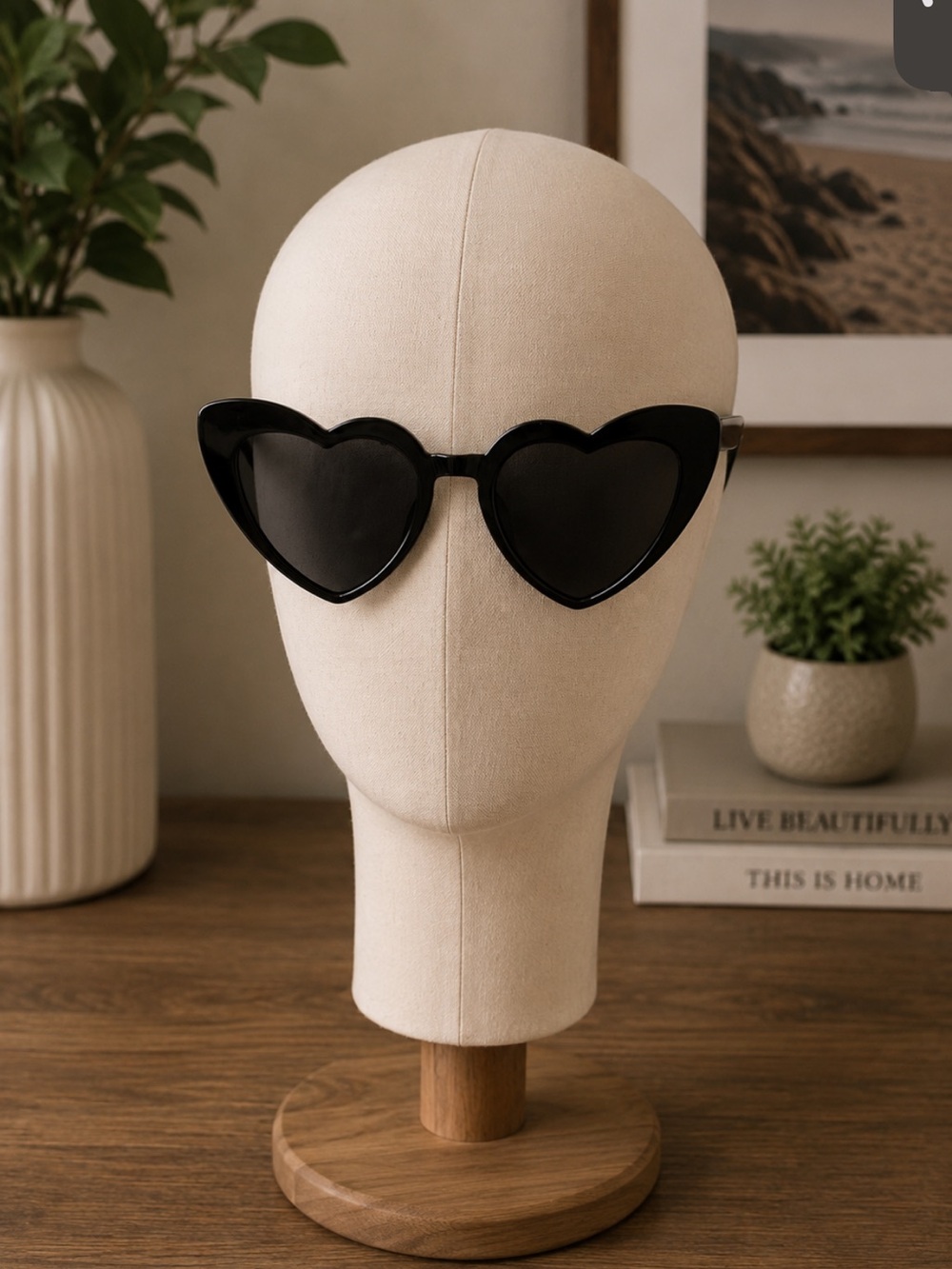Black Heart-Shaped Sunglasses